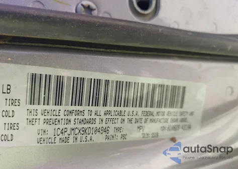 2019 Jeep Cherokee Latitude 4X4 z USA, uszkodzony, nr VIN 1C4PJMCX9KD104946